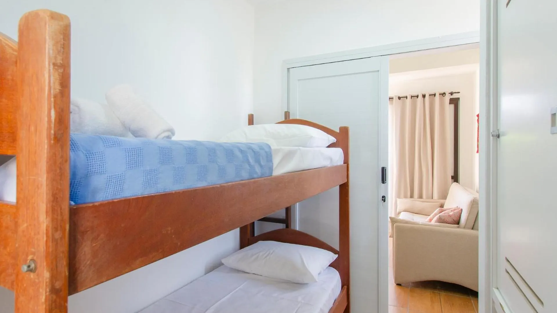 Appartamento Apartamento pé na areia em condomínio com piscina N1298