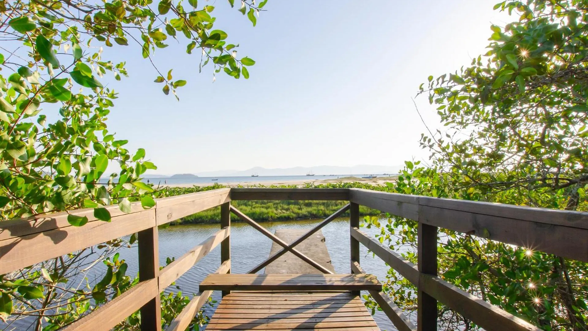 Appartamento Apartamento pé na areia em condomínio com piscina N1298